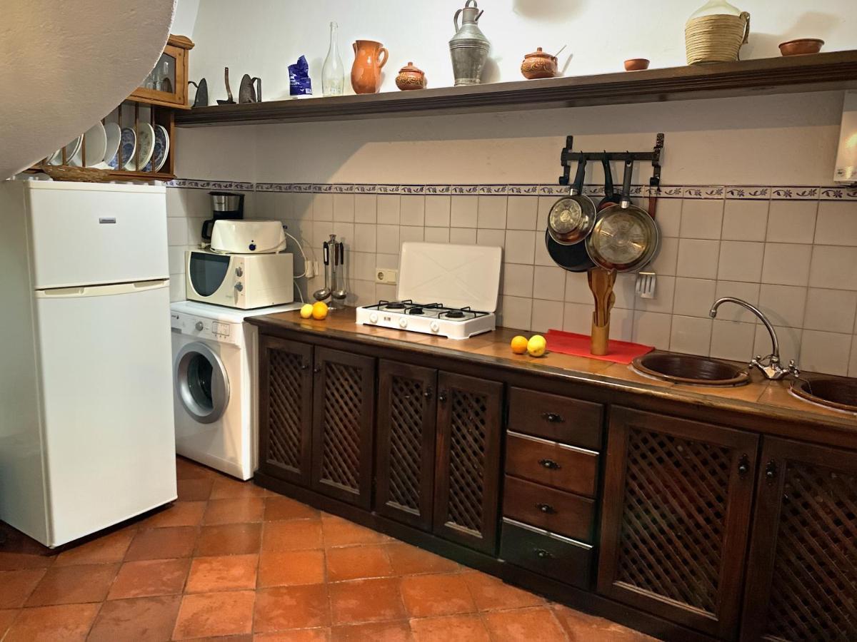 Holiday home Vivelorural Casa Y Piscina En *